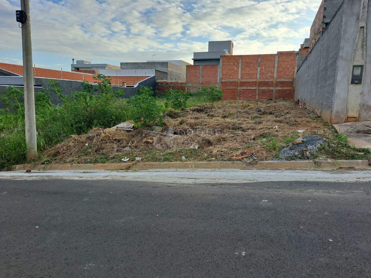 Terreno à venda no bairro Jardim Marajoara: 