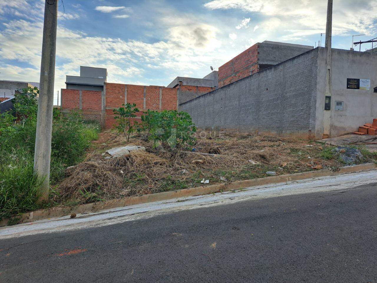 Terreno à venda no bairro Jardim Marajoara: 