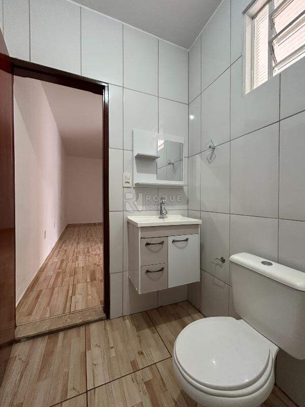 Casa Residencial para aluguel no bairro Parque Residencial Abílio Pedro: WC suíte