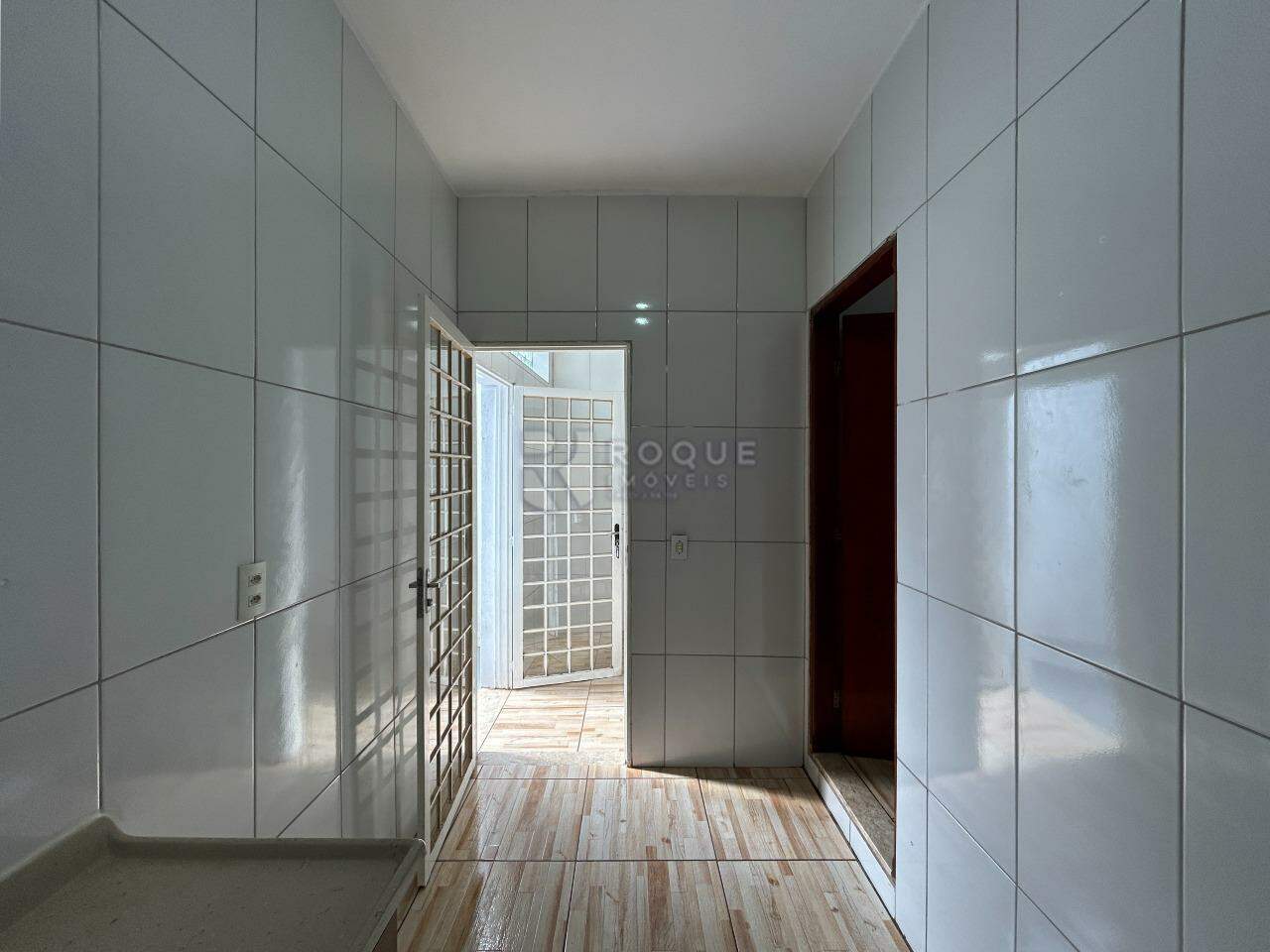 Casa Residencial para aluguel no bairro Parque Residencial Abílio Pedro: Cozinha