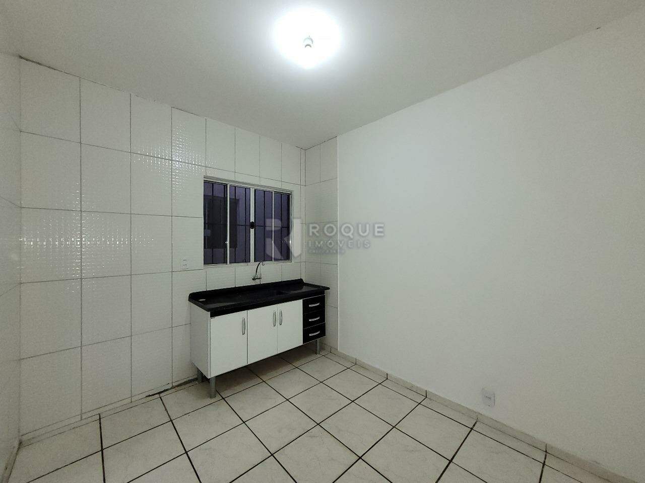 Casa Residencial para aluguel no bairro Parque Residencial Abílio Pedro: Cozinha