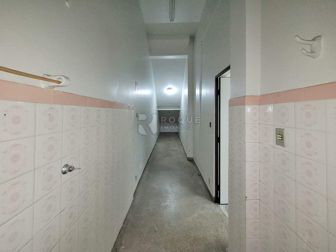 Salão para aluguel no bairro Centro: Sala/despensa