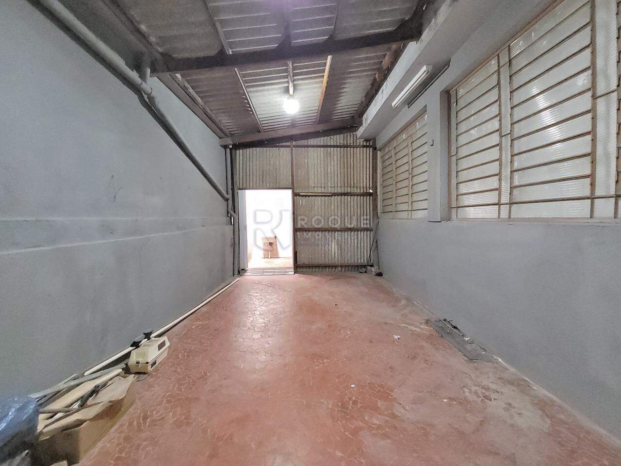 Salão para aluguel no bairro Centro: Depósito