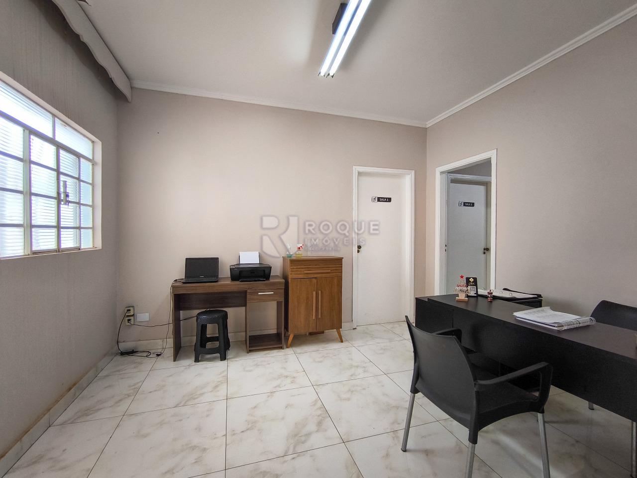 Casa Comercial à venda no bairro Vila Anita: RECEPÇÃO