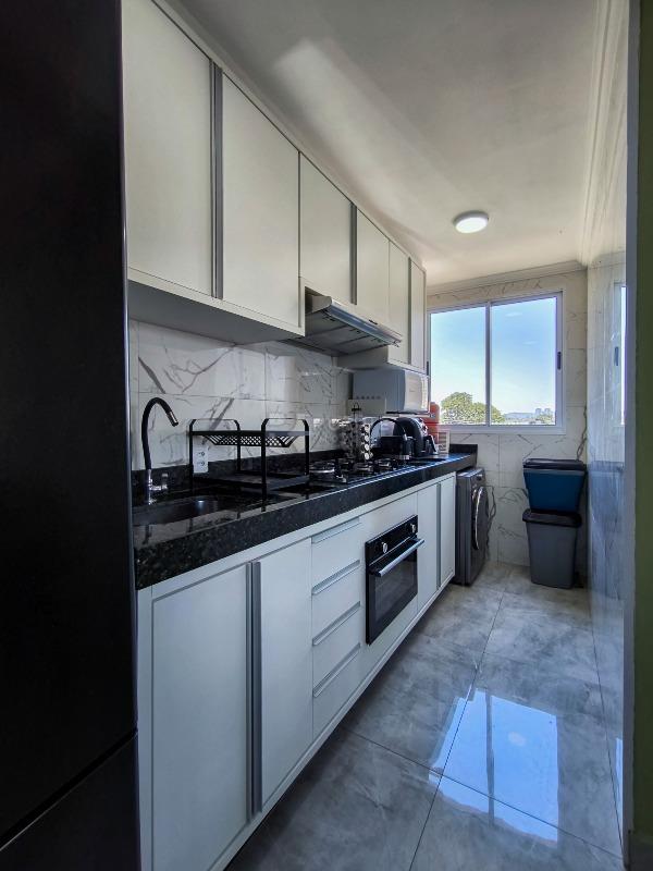 Apartamento à venda no bairro Vale das Esmeraldas: COZINHA