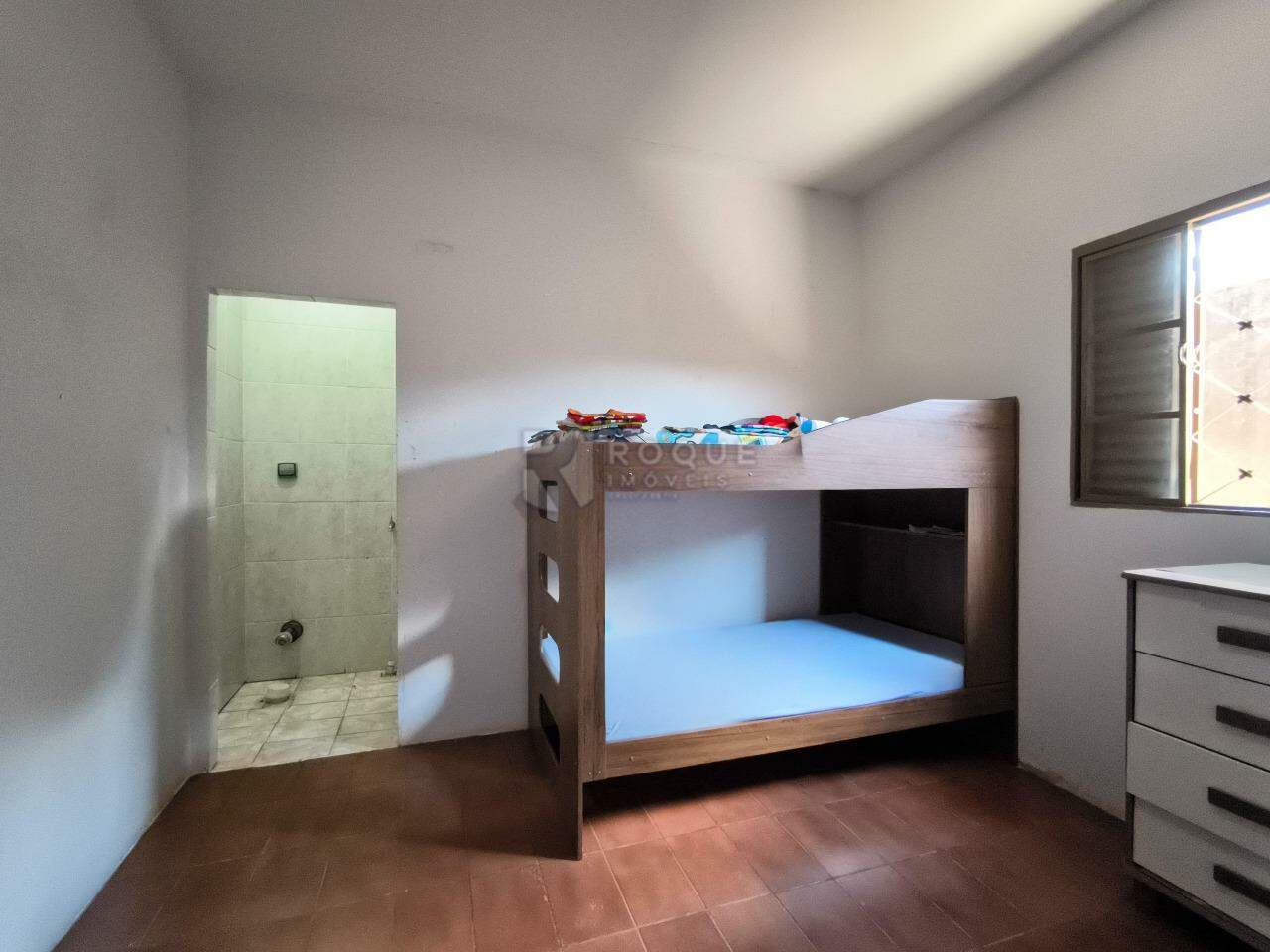 Casa Residencial à venda no bairro Conjunto Habitacional Victor DAndrea: SUÍTE 1