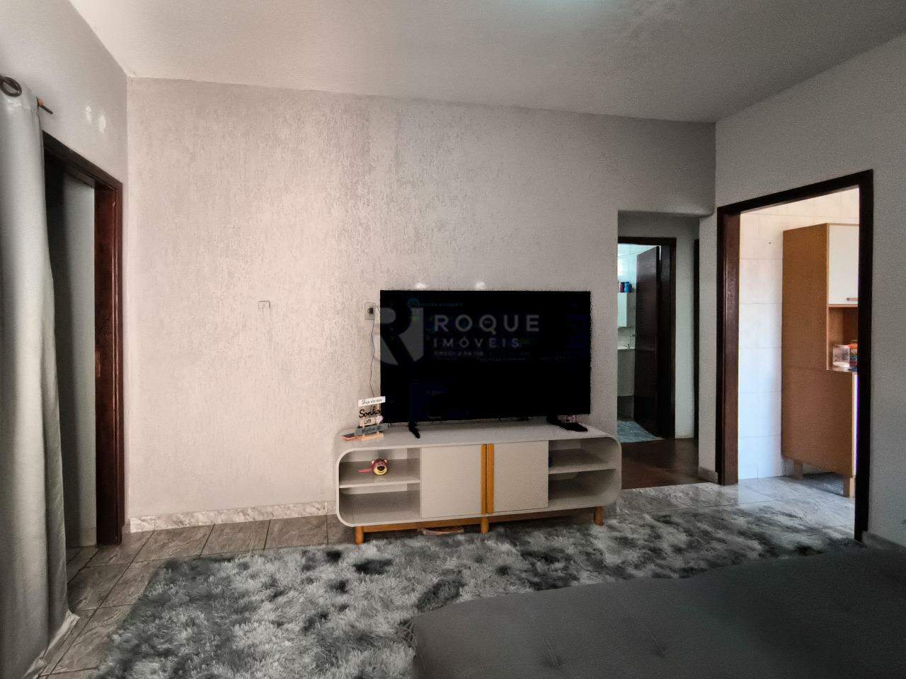 Casa Residencial à venda no bairro Conjunto Habitacional Victor DAndrea: SALA DE ESTAR