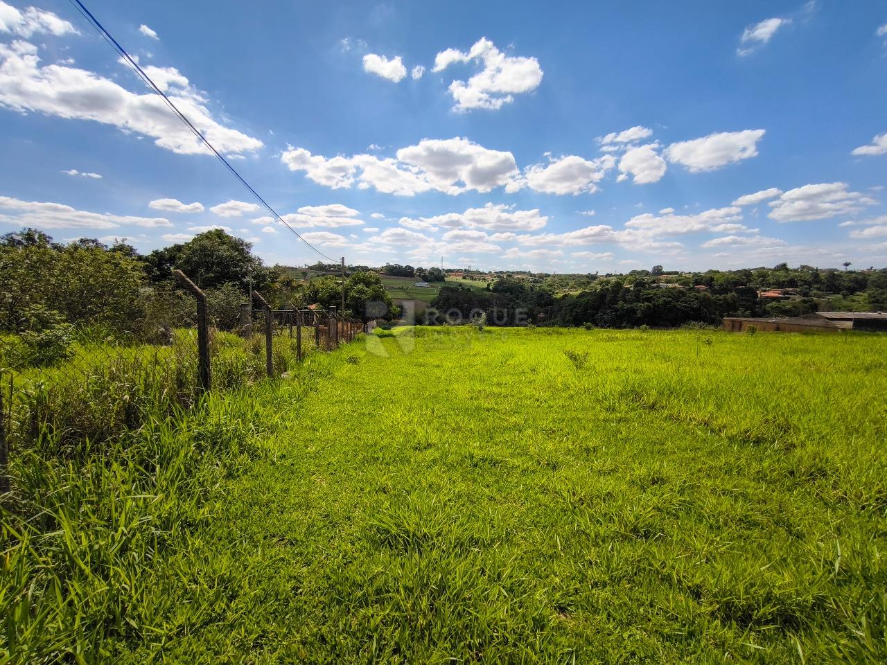 Área à venda no bairro Bairro do Pinhal: 