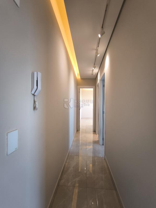 Apartamento à venda no bairro Graminha: CORREDOR INTERNO