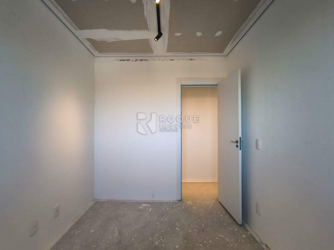 Apartamento à venda no bairro Jardim Esteves: DORMITÓRIO