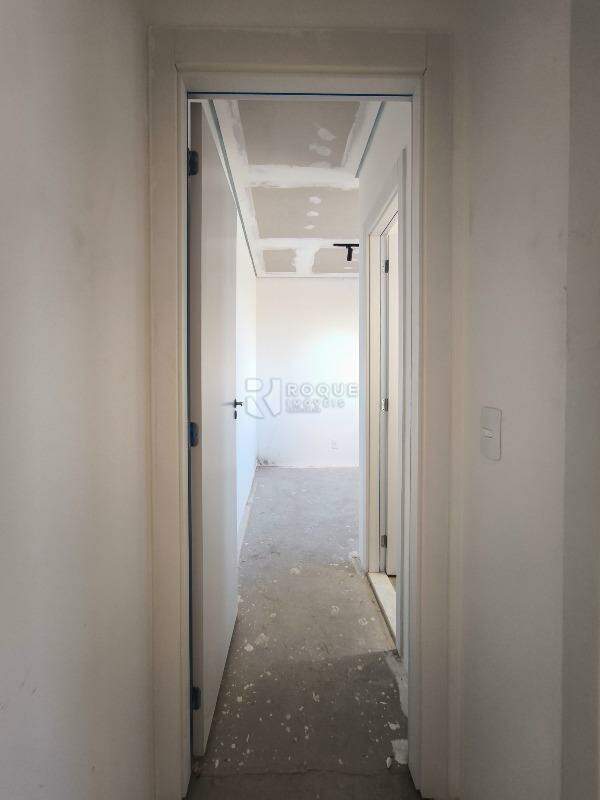 Apartamento à venda no bairro Jardim Esteves: SUÍTE