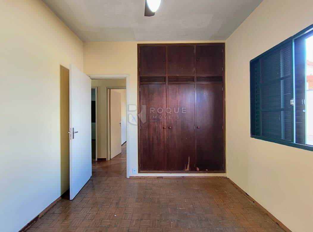 Casa Residencial para aluguel no bairro Vila Piza: Dormitório 03 suíte