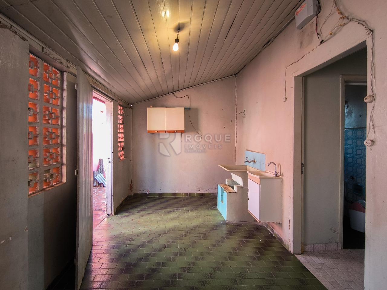 Casa Residencial à venda no bairro Vila Piza: LAVANDERIA