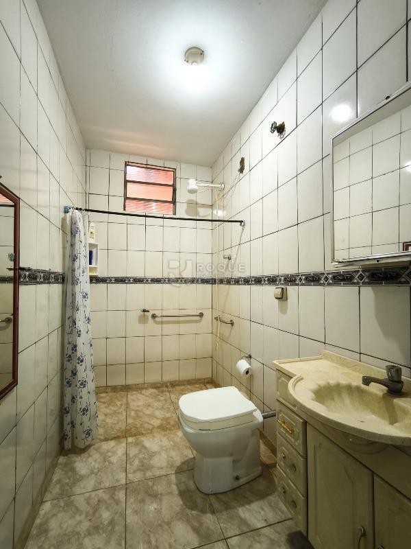 Chácara à venda no bairro Bairro dos Frades: BANHEIRO SOCIAL