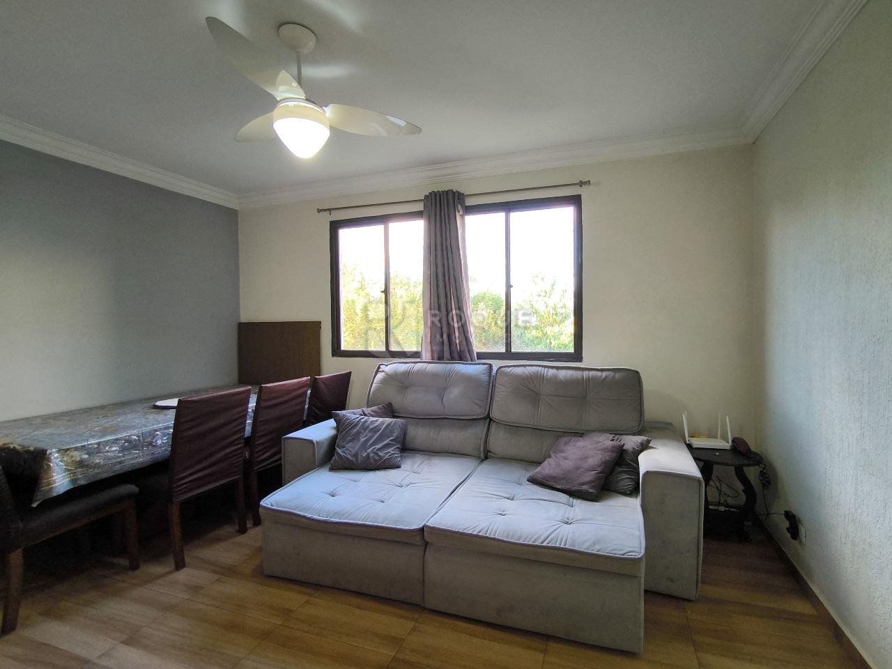 Apartamento à venda no bairro Jardim Ipiranga: SALA DE ESTAR