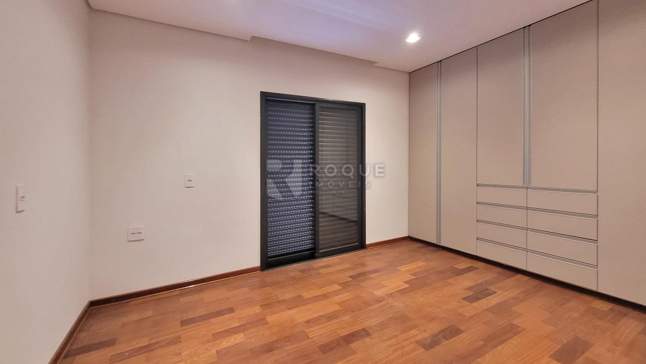 Casa em condomínio à venda no bairro Villa San Marino: SUÍTE 2