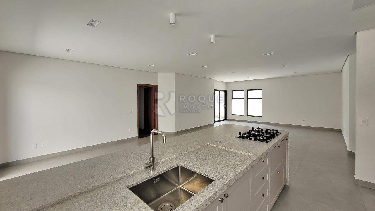 Casa em condomínio à venda no bairro Villa San Marino: COZINHA