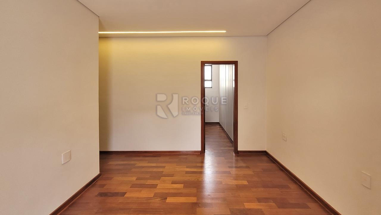 Casa em condomínio à venda no bairro Villa San Marino: SUÍTE 1