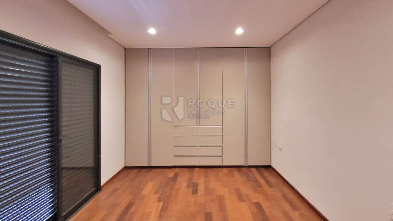 Casa em condomínio à venda no bairro Villa San Marino: SUÍTE 2