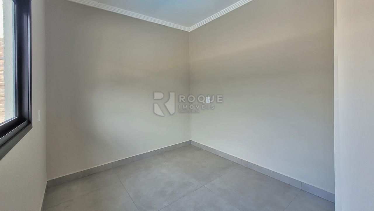 Casa em condomínio à venda no bairro Villa San Marino: DORMITÓRIO EXTERNO 