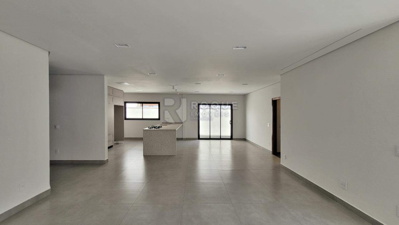 Casa em condomínio à venda no bairro Villa San Marino: SALA DE ESTAR