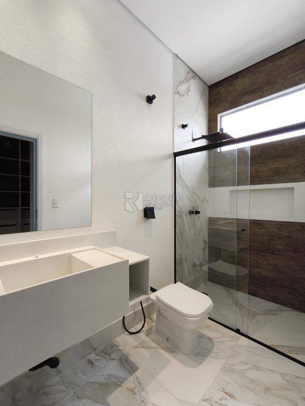 Casa em condomínio para aluguel no bairro Terras de São Bento II: WC SUÍTE MASTER