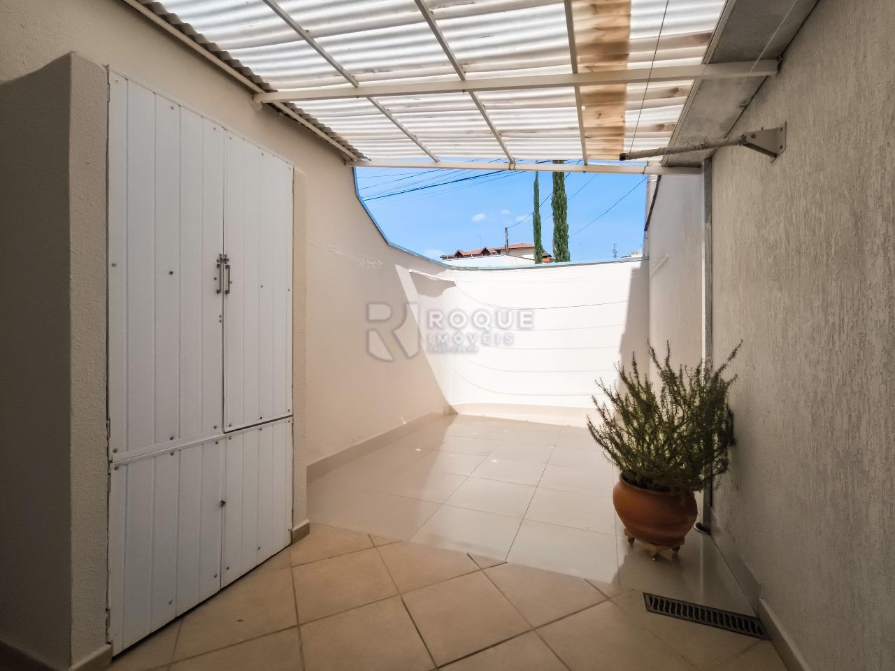 Casa em condomínio à venda no bairro Jardim Terras de Santa Elisa: ÁREA DE VARAL