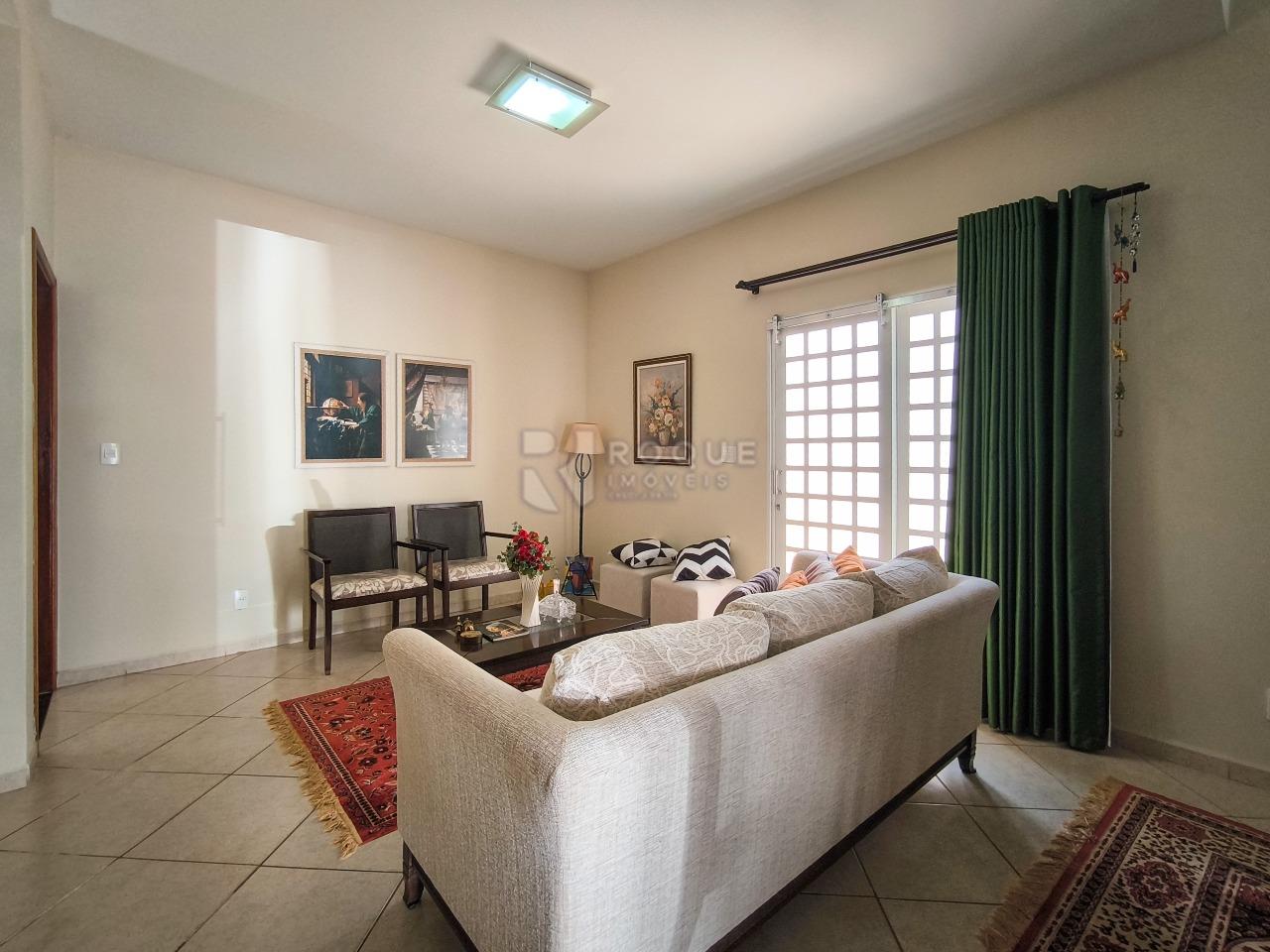 Casa em condomínio à venda no bairro Jardim Terras de Santa Elisa: SALA DE ESTAR