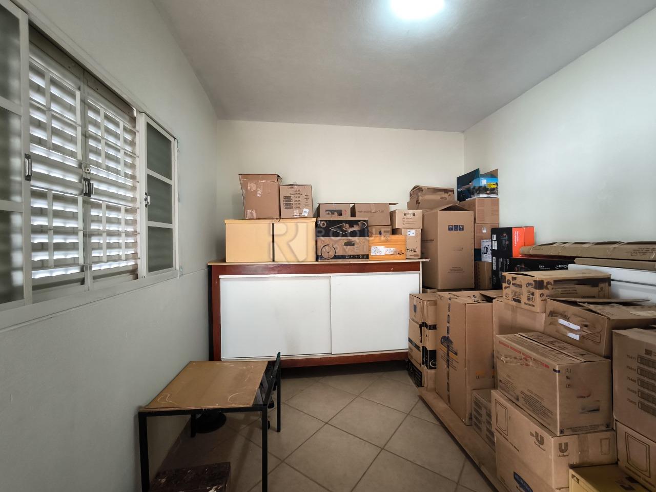 Casa em condomínio à venda no bairro Jardim Terras de Santa Elisa: DESPEJO