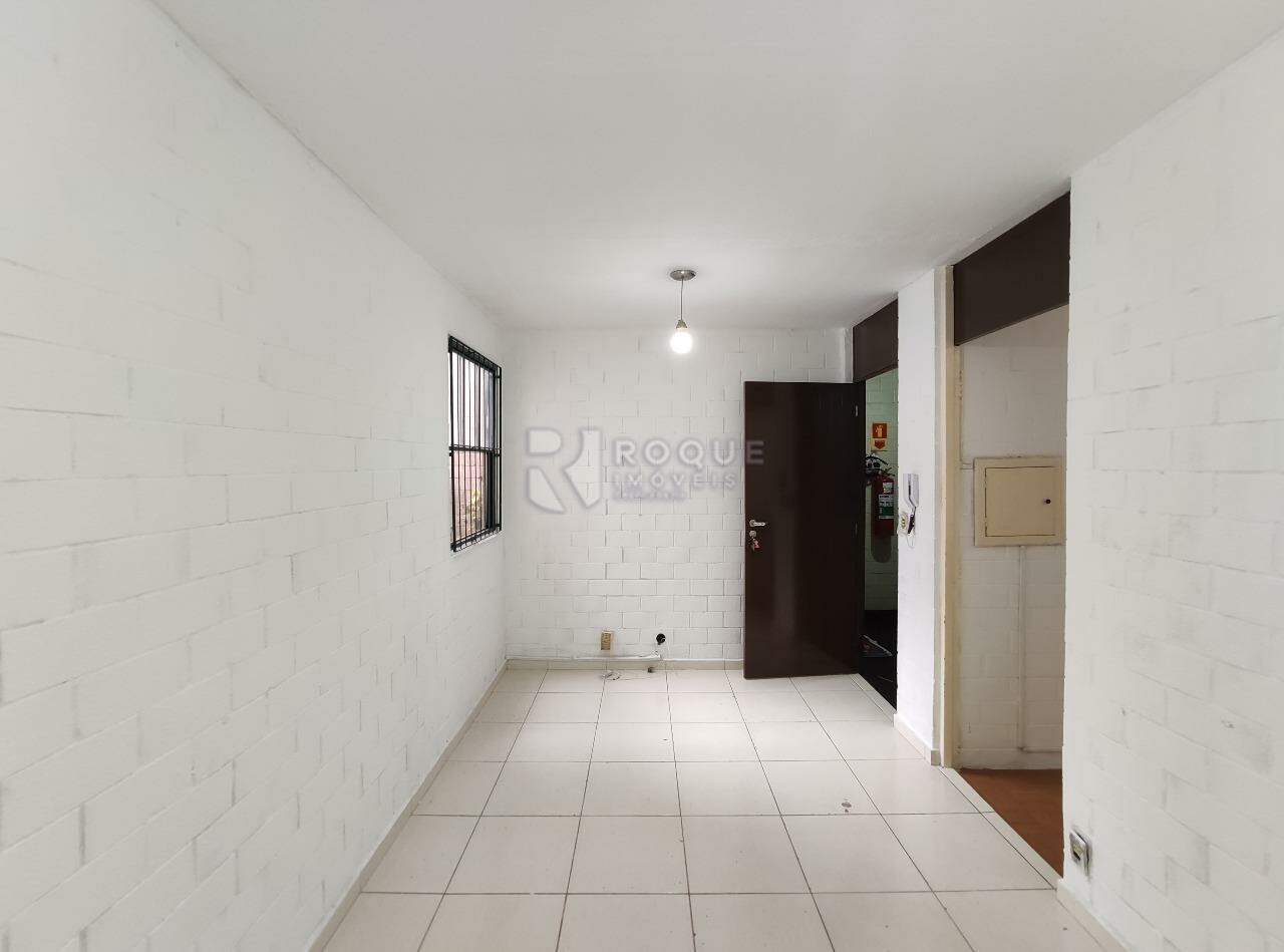 Apartamento para aluguel no bairro Vila Paulista: Sala 
