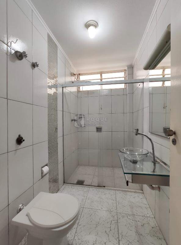 Apartamento para aluguel no bairro Centro: WC social 