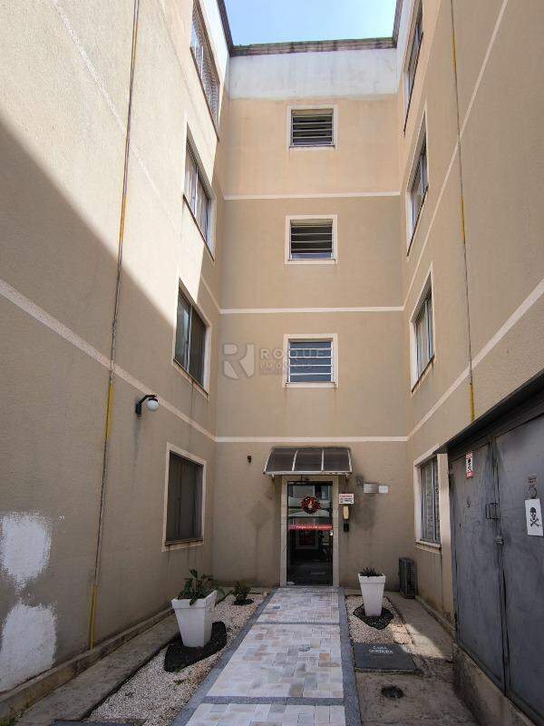 Apartamento à venda no bairro Graminha: ENTRADA