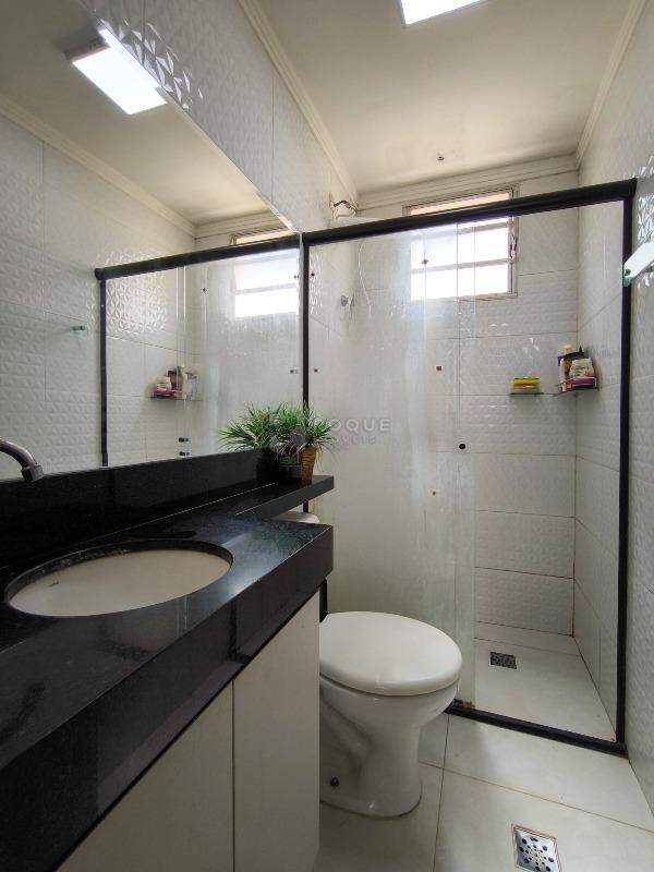 Apartamento à venda no bairro Graminha: BANHEIRO SOCIAL