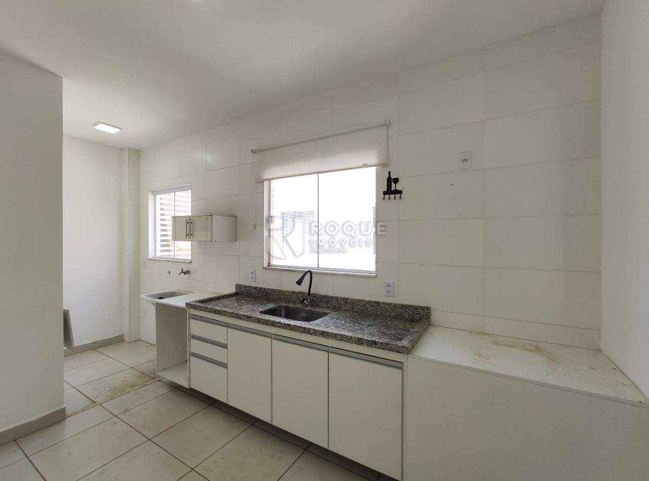 Apartamento para aluguel no bairro Jardim Santa Adélia: Cozinha