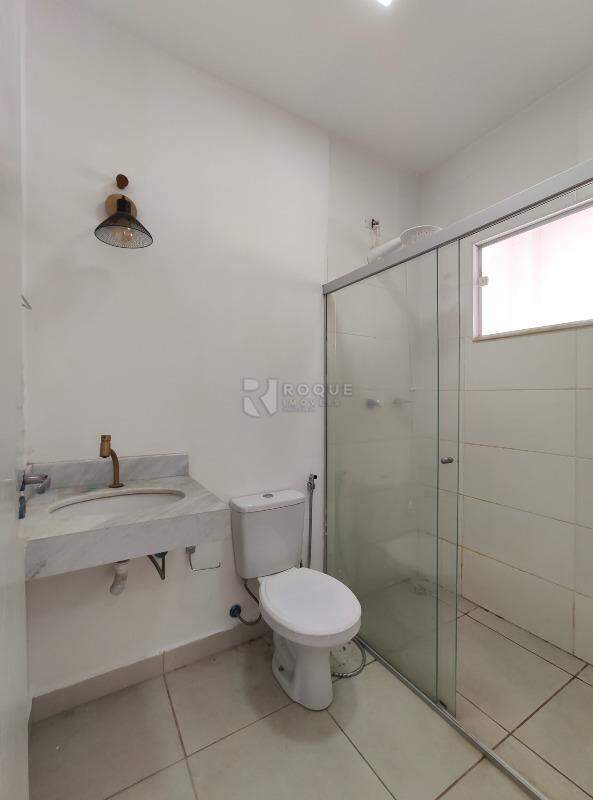 Apartamento para aluguel no bairro Jardim Santa Adélia: WC social