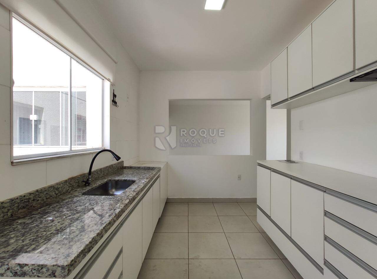 Apartamento para aluguel no bairro Jardim Santa Adélia: Cozinha