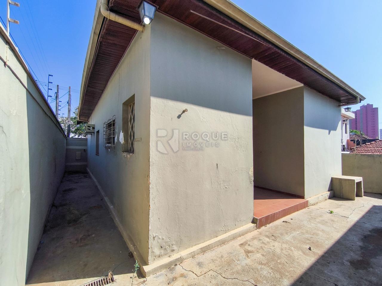 Casa Residencial para aluguel no bairro Centro: LATERAL EXTERNA