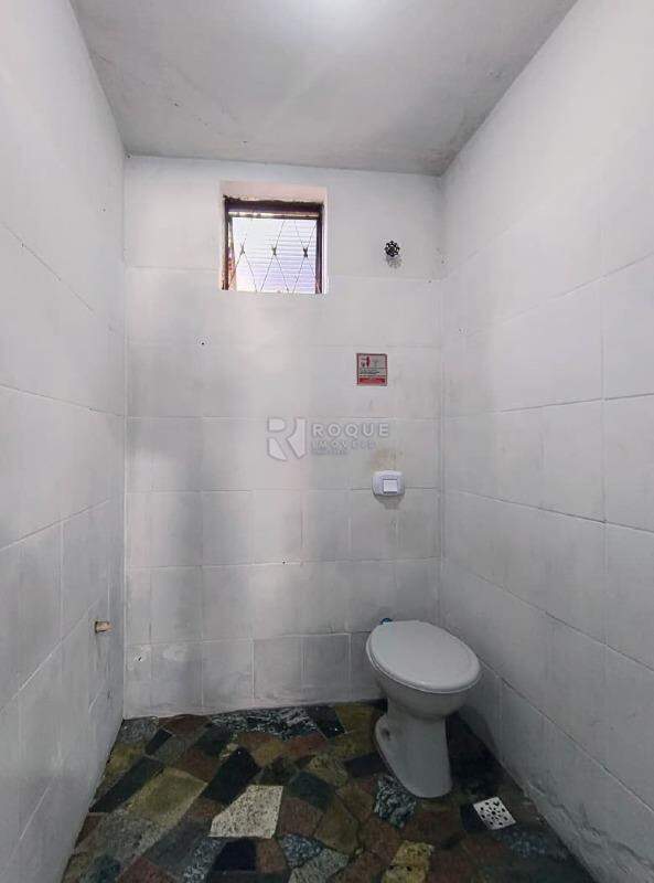 Salão para aluguel no bairro Jardim Elisa Fumagalli: Wc social 02