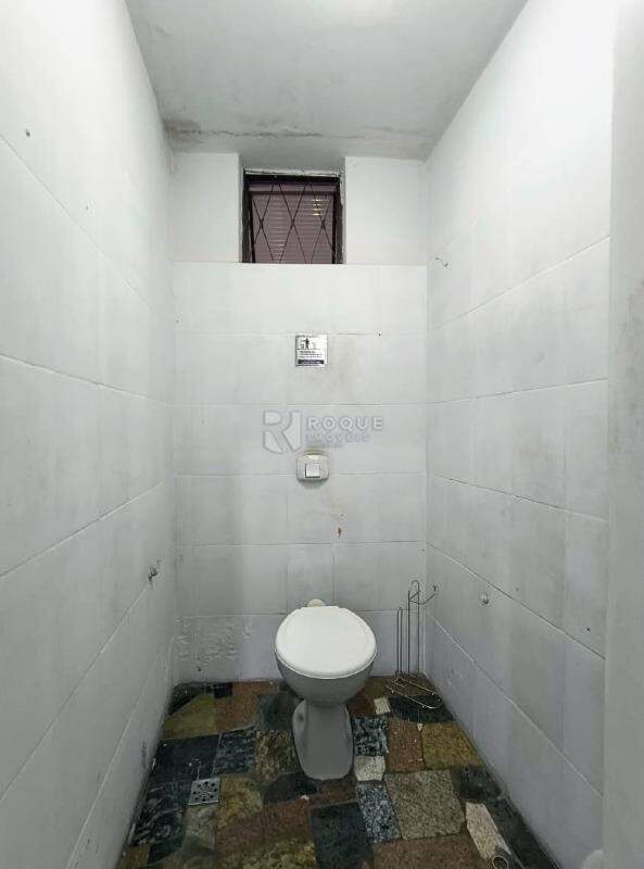 Salão para aluguel no bairro Jardim Elisa Fumagalli: Wc social 01