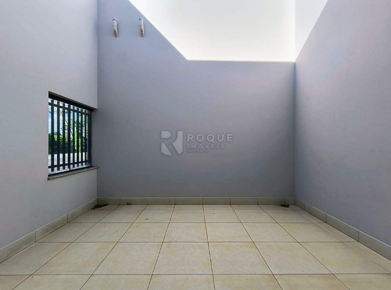 Salão para aluguel no bairro Jardim Maria Buchi Modeneis: Jardim de inverno 