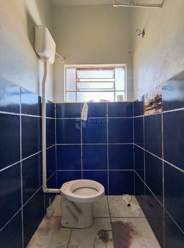 Barracão/Galpão para aluguel no bairro Jardim Nova Itália: Wc social 
