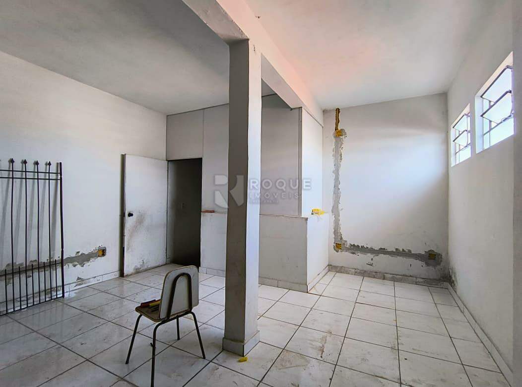 Barracão/Galpão para aluguel no bairro Jardim Nova Itália: Sala
