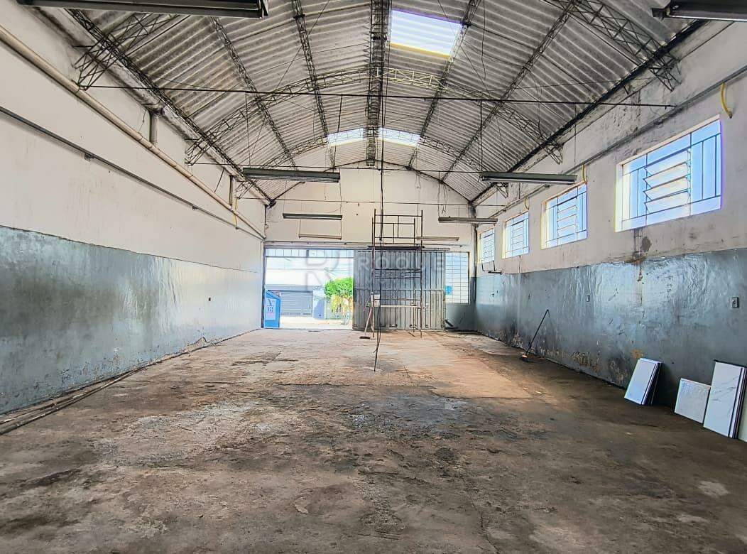Barracão/Galpão para aluguel no bairro Jardim Nova Itália: Salão
