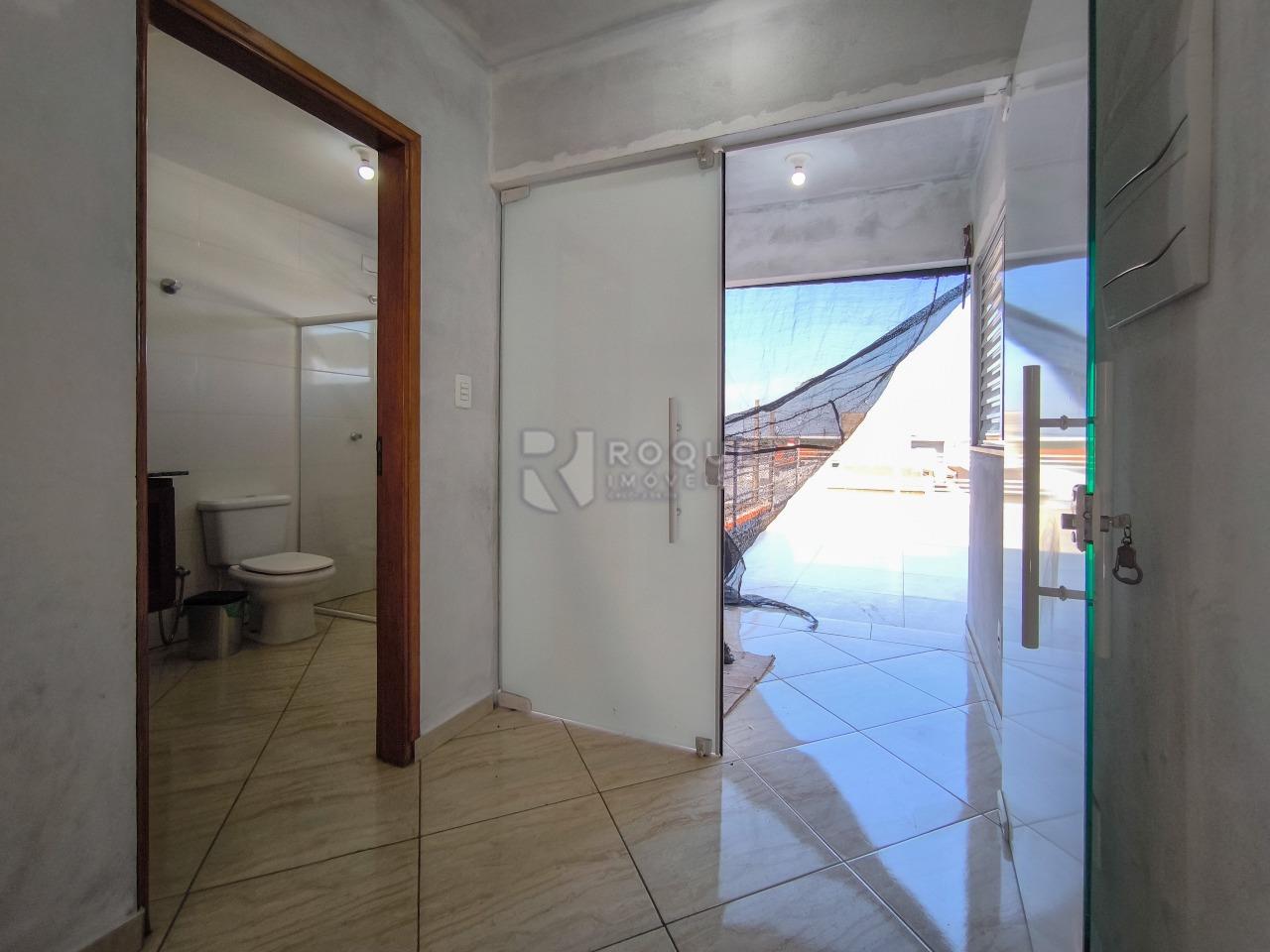 Casa Residencial à venda no bairro Jardim Lagoa Nova: ÁREA DE CIRCUALÇÃO