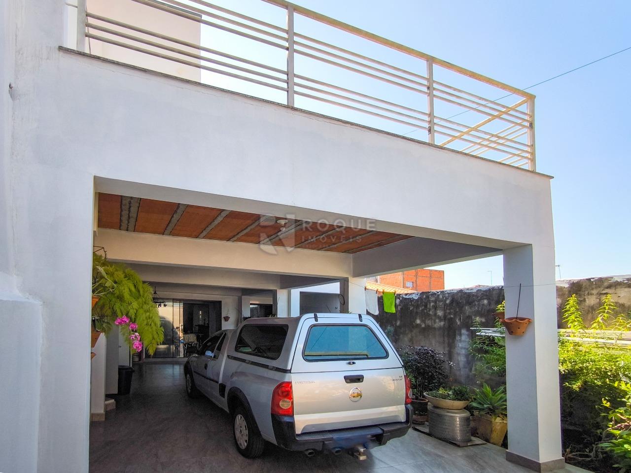 Casa Residencial à venda no bairro Jardim Lagoa Nova: GARAGEM