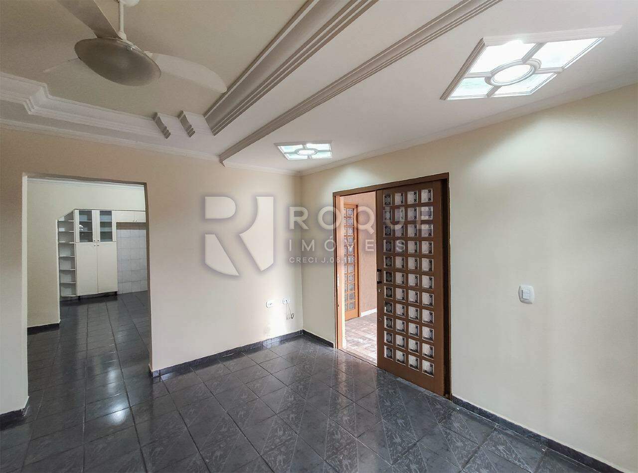 Casa Residencial à venda no bairro Jardim Gustavo Pecinini: Sala 