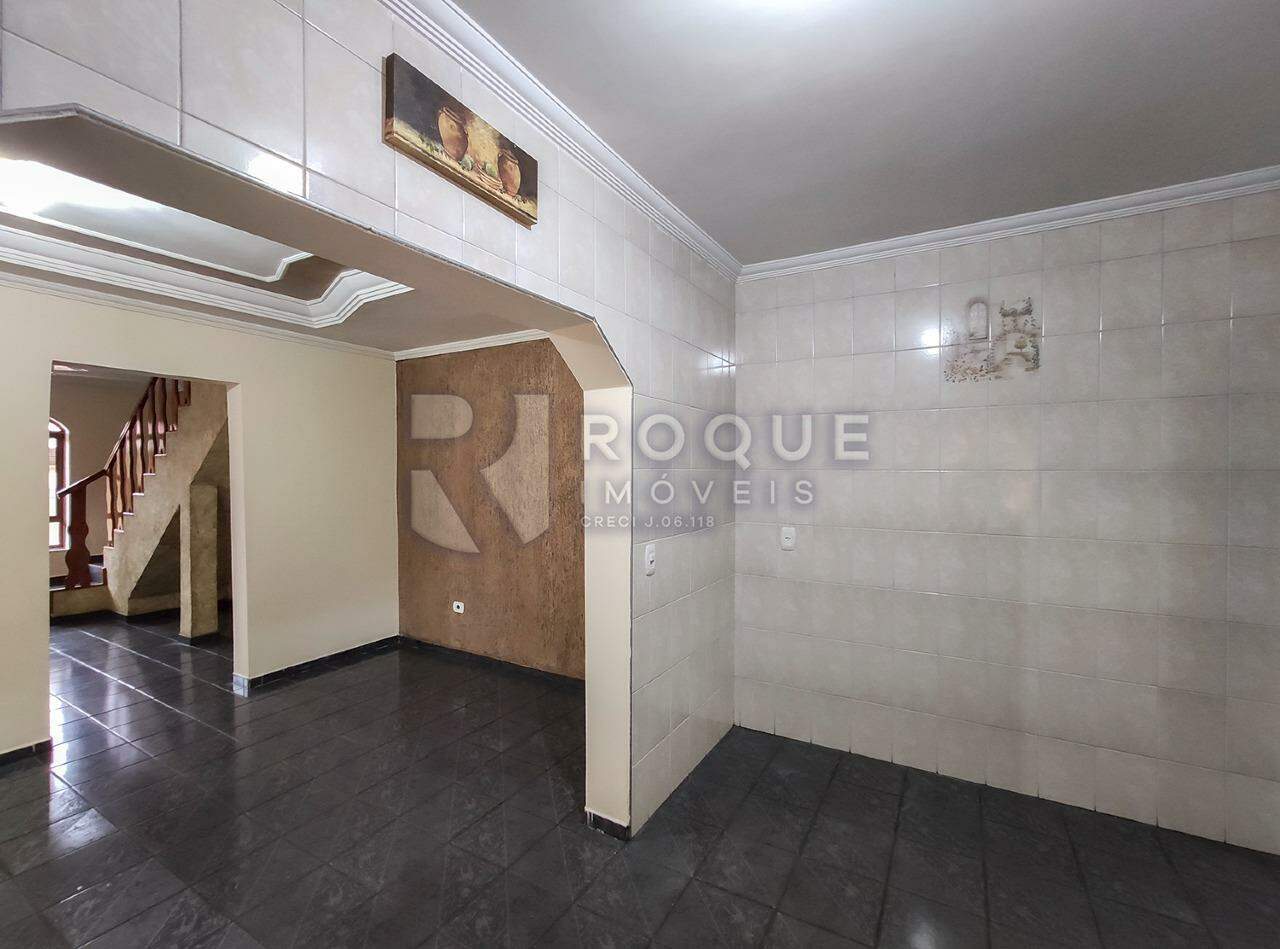 Casa Residencial à venda no bairro Jardim Gustavo Pecinini: Cozinha 