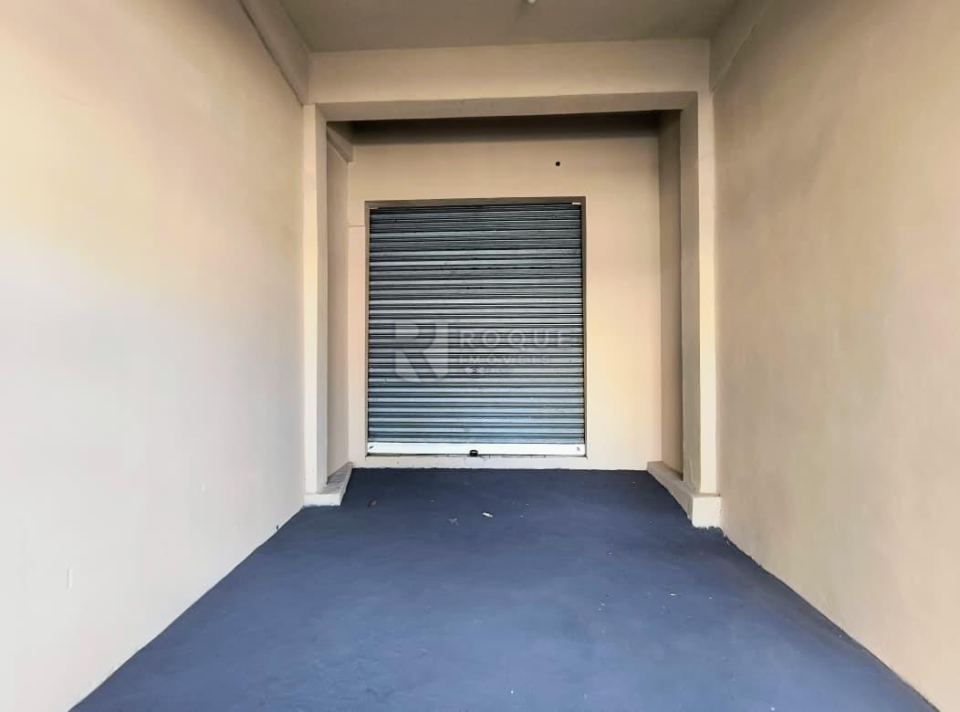 Salão para aluguel no bairro Parque Hippolyto: Salão