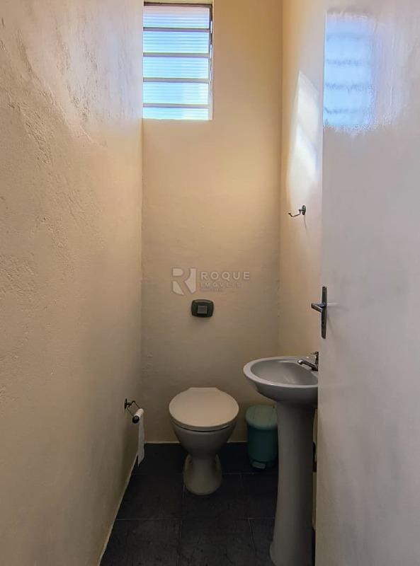 Salão para aluguel no bairro Parque Hippolyto: Wc social 01