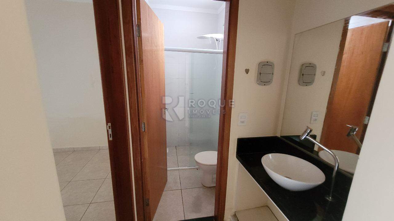 Casa Residencial à venda no bairro Vila Claudia: 